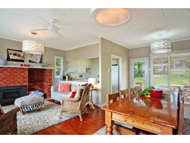 122 Basin View Parade, Basin View NSW 2540