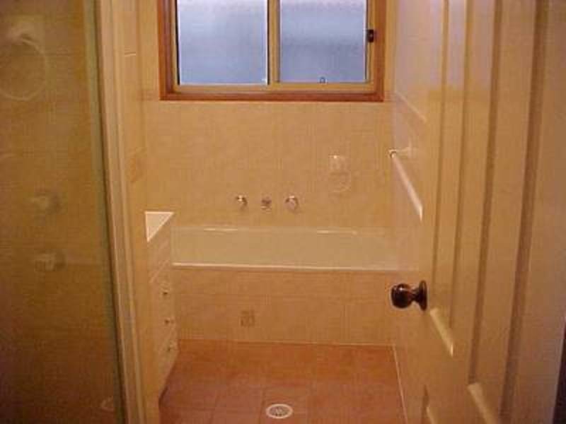 16 Auster Crescent, Sanctuary Point NSW 2540