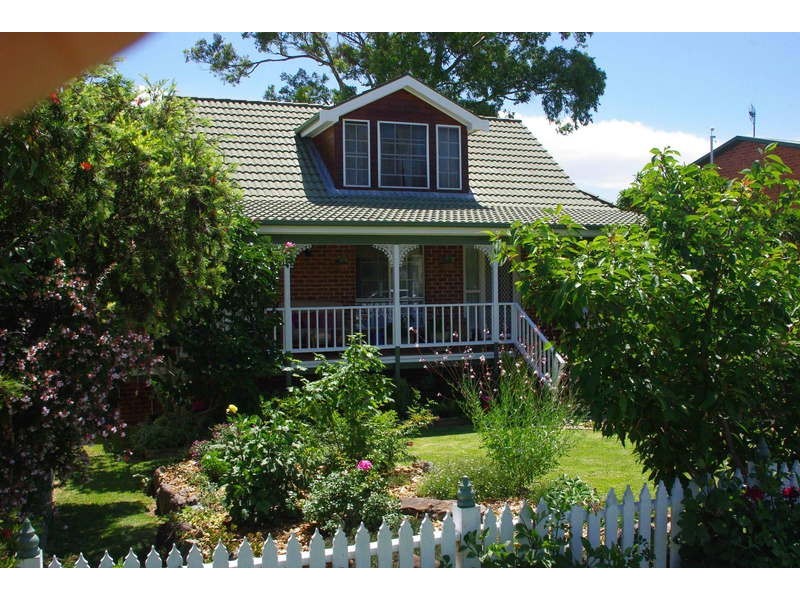 141 Macleans Pt Road, Sanctuary Point NSW 2540
