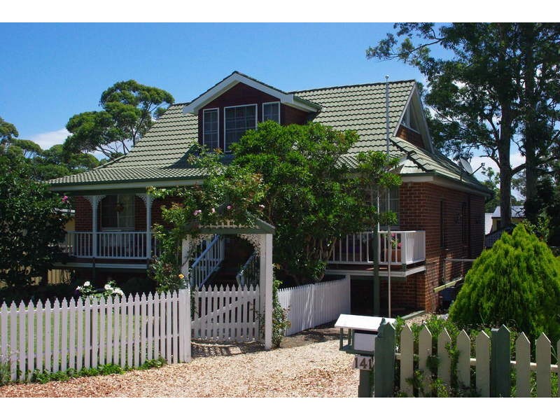 141 Macleans Pt Road, Sanctuary Point NSW 2540