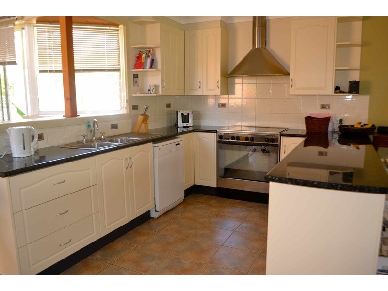 12 Ridgelands Drive, Sanctuary Point NSW 2540