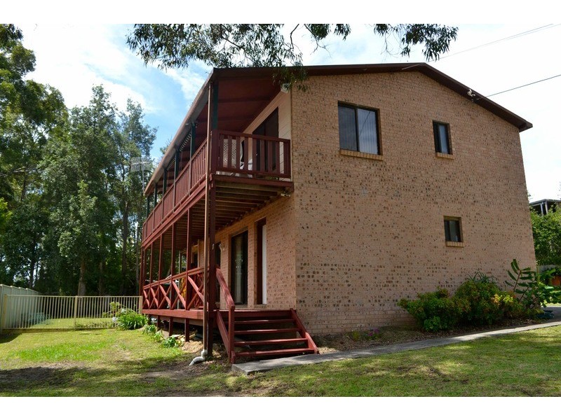 1 Rauch Close, St Georges Basin NSW 2540