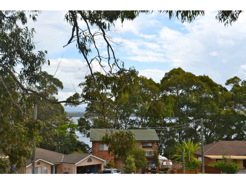1 Rauch Close, St Georges Basin NSW 2540