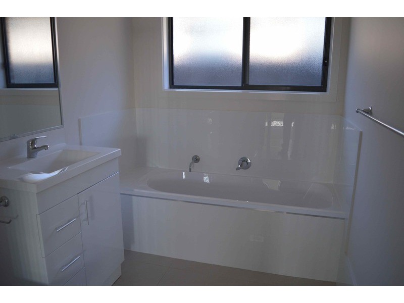 18 Skiff Street, Vincentia NSW 2540