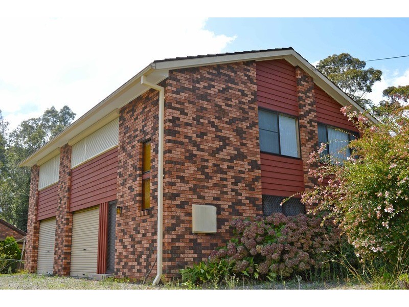 15 Boathaven Avenue, Basin View NSW 2540