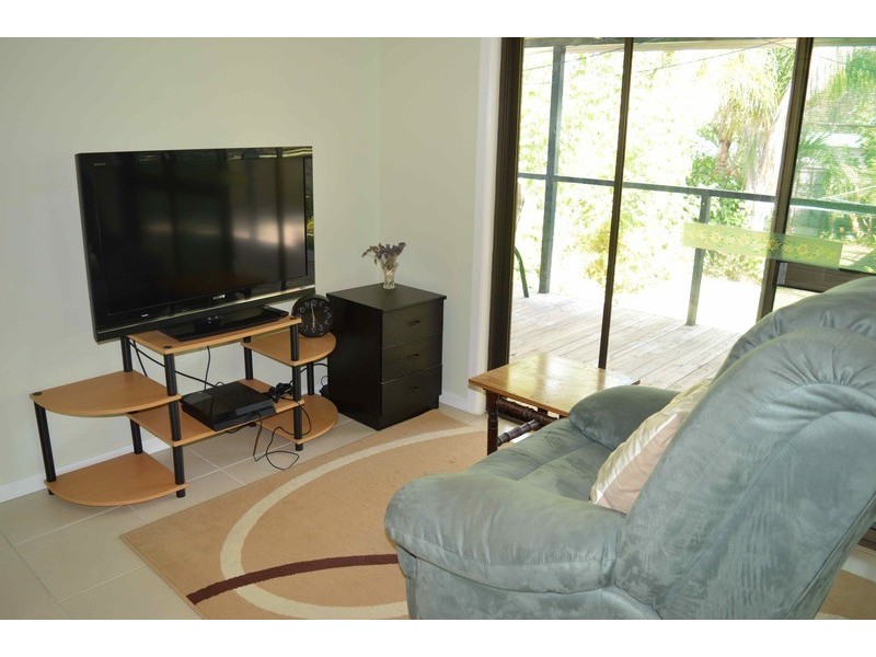 7 Valda Avenue, Basin View NSW 2540