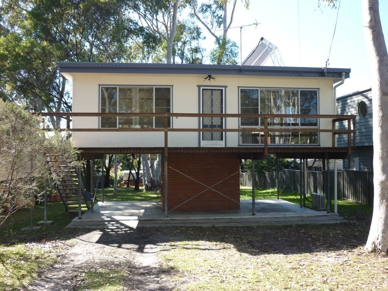 8 Karne Street, Sanctuary Point NSW 2540