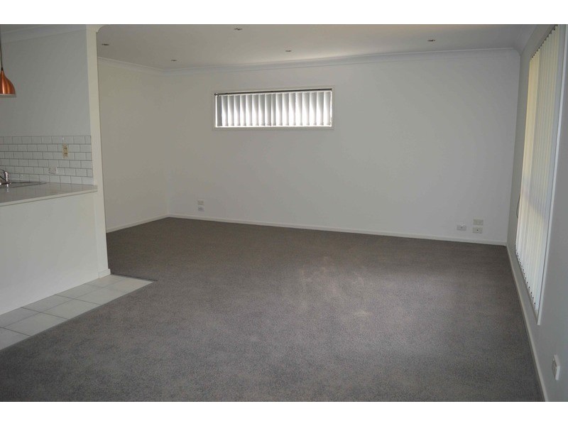 7 Pangari Crescent, St Georges Basin NSW 2540