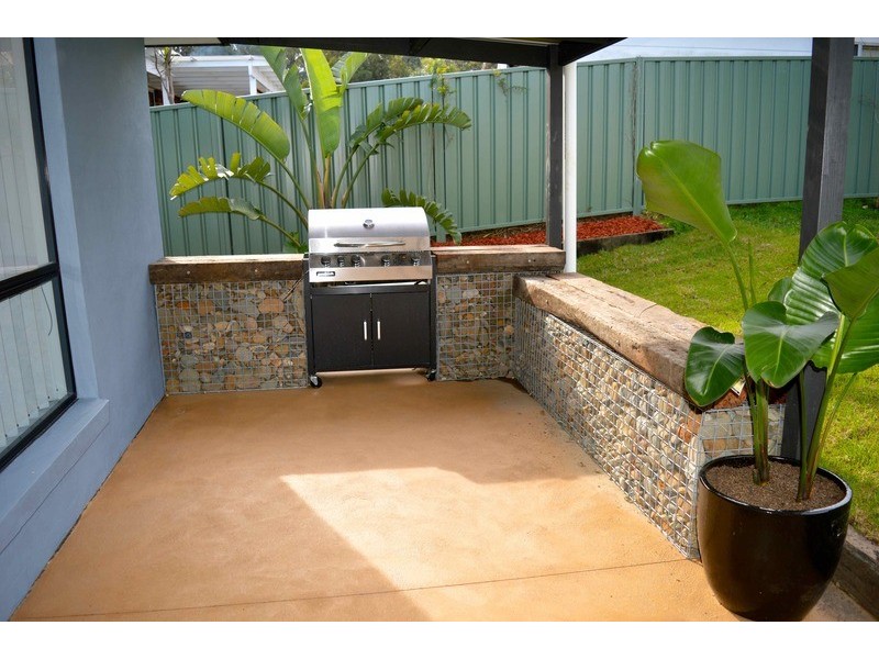 7 Pangari Crescent, St Georges Basin NSW 2540