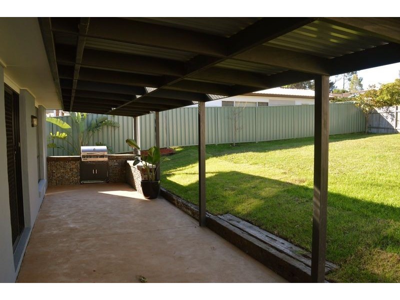 7 Pangari Crescent, St Georges Basin NSW 2540