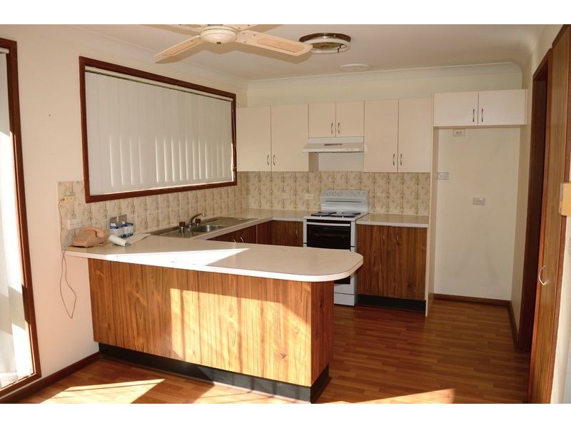 17 Pangari Crescent, St Georges Basin NSW 2540
