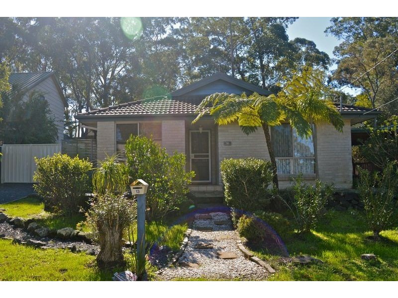 13 Bruce Street, St Georges Basin NSW 2540