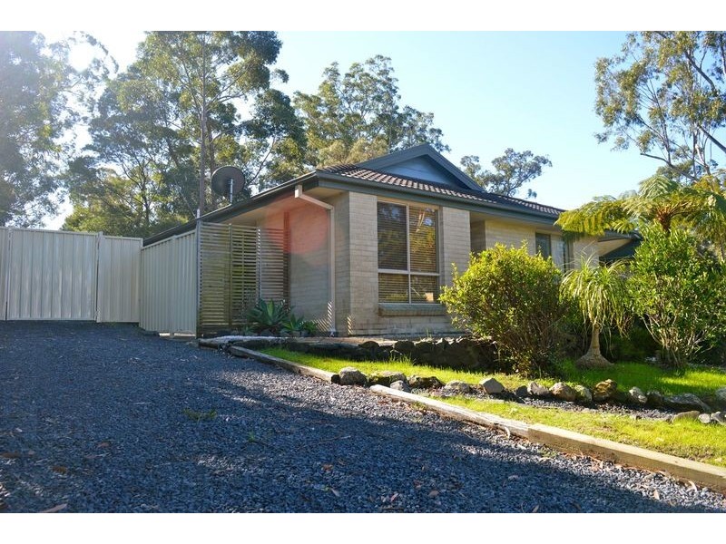 13 Bruce Street, St Georges Basin NSW 2540