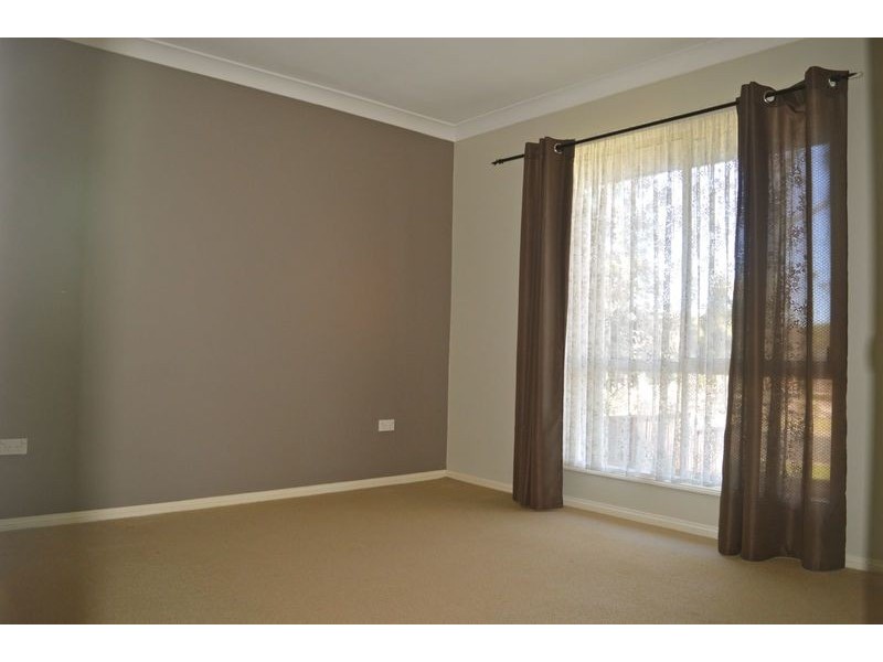 13 Bruce Street, St Georges Basin NSW 2540