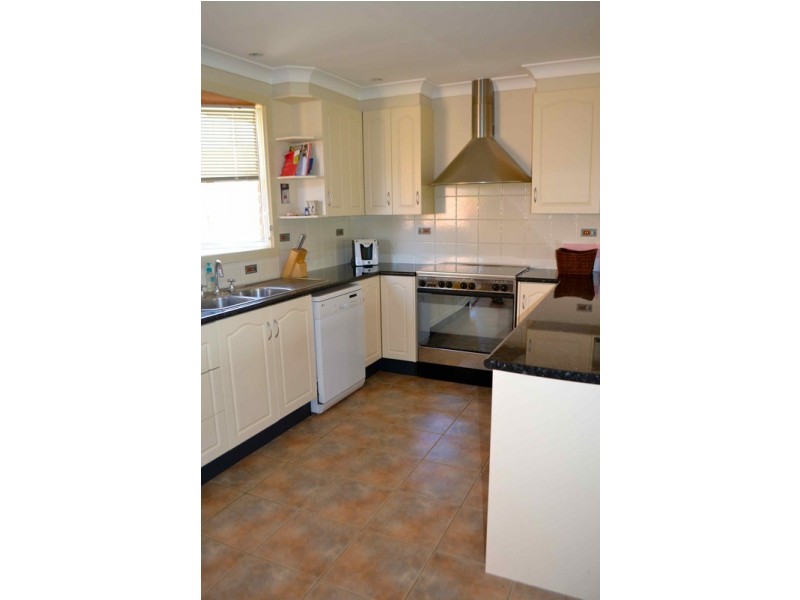 12 Ridgelands Drive, Sanctuary Point NSW 2540