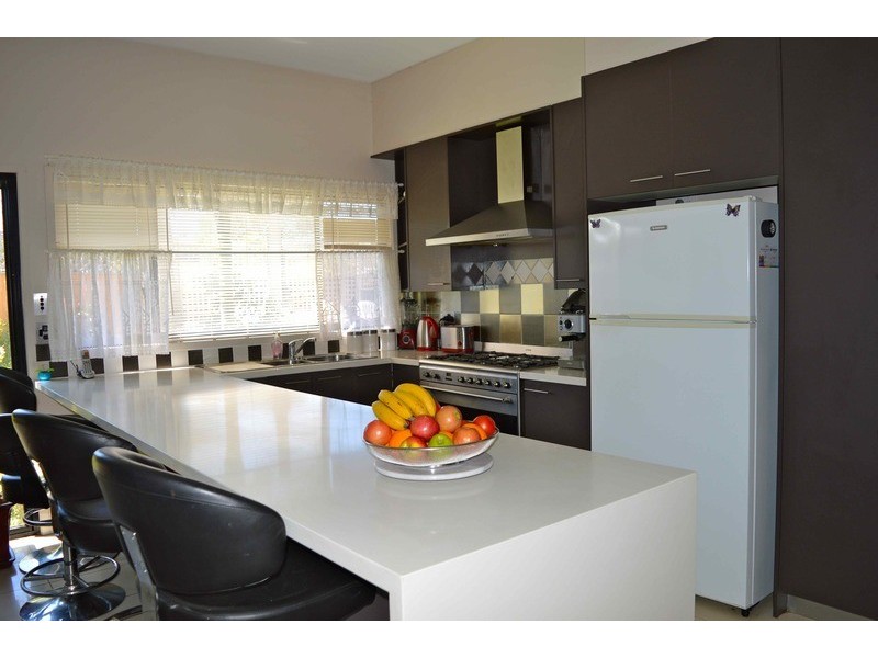 28 John Street, Basin View NSW 2540