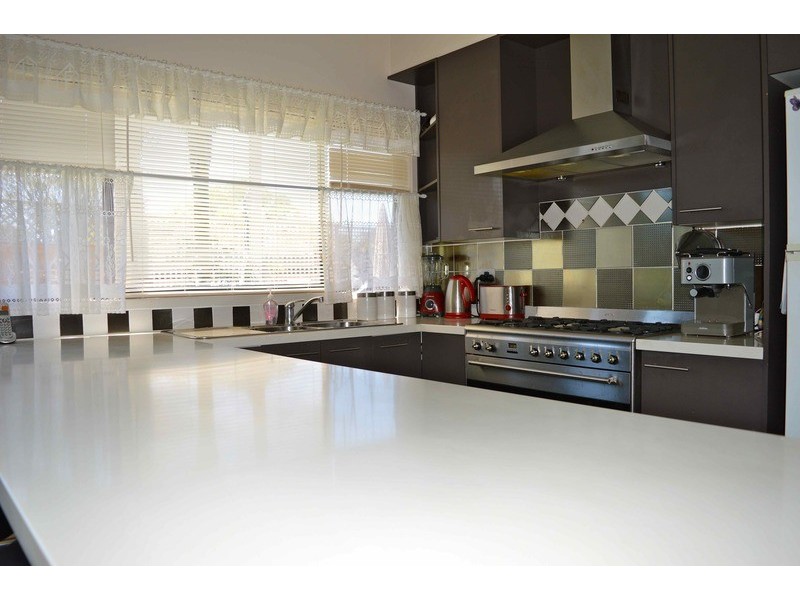 28 John Street, Basin View NSW 2540