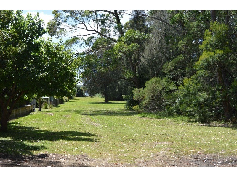 22 Watersedge Avenue, Basin View NSW 2540