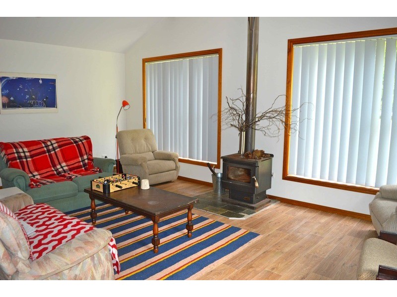 100 Greville Avenue, Sanctuary Point NSW 2540