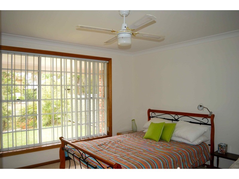 100 Greville Avenue, Sanctuary Point NSW 2540