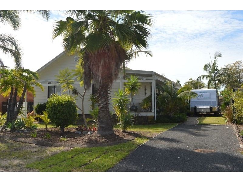 4 Lawson Way, Sanctuary Point NSW 2540