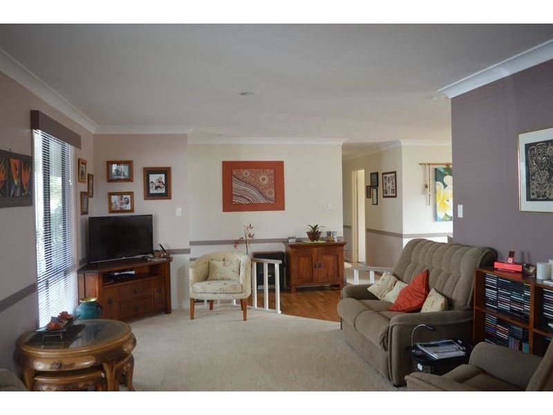 4 Lawson Way, Sanctuary Point NSW 2540