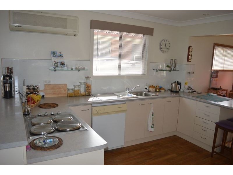 4 Lawson Way, Sanctuary Point NSW 2540