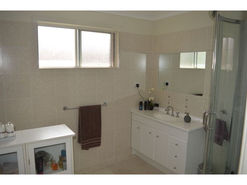 4 Lawson Way, Sanctuary Point NSW 2540