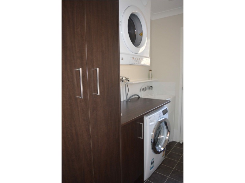 66 Island Pt Road, St Georges Basin NSW 2540