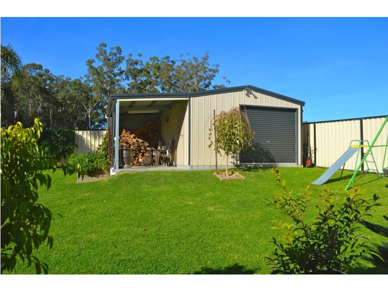 66 Island Pt Road, St Georges Basin NSW 2540