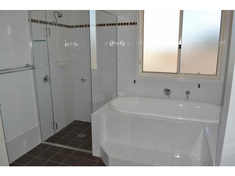 12 Anson Street, Sanctuary Point NSW 2540