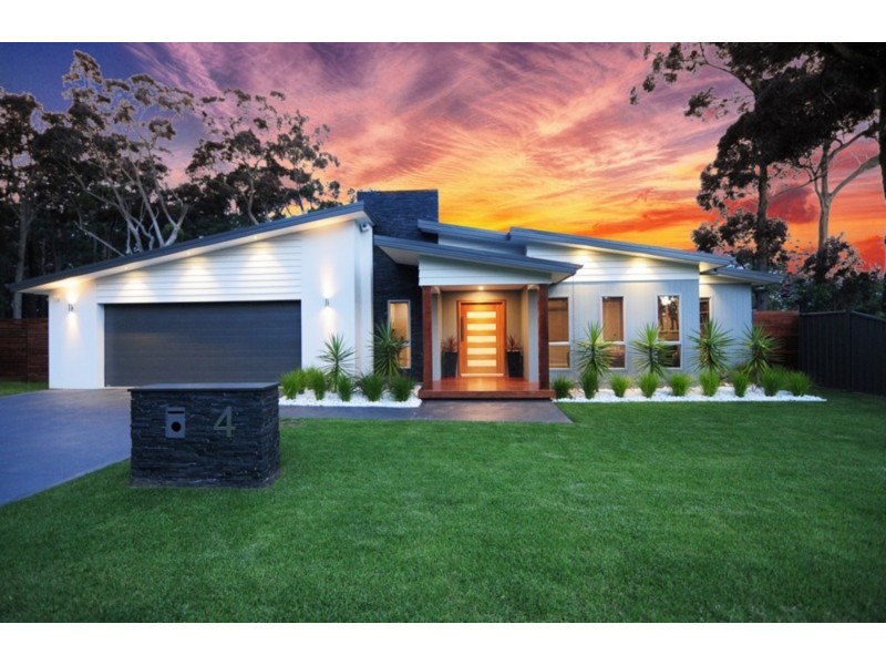 4 Frances Crescent, St Georges Basin NSW 2540