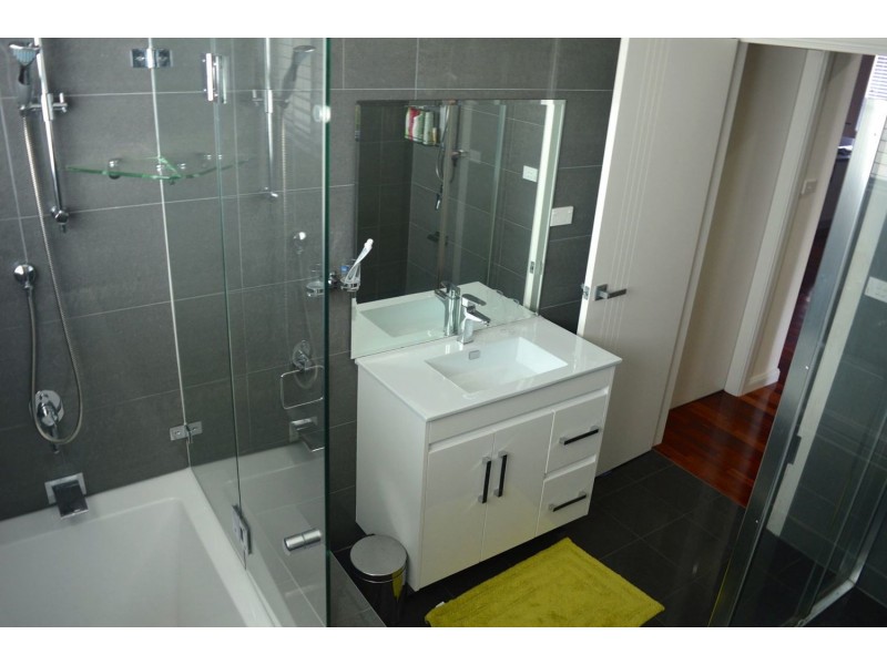 6 Hogbin Crescent, Sanctuary Point NSW 2540