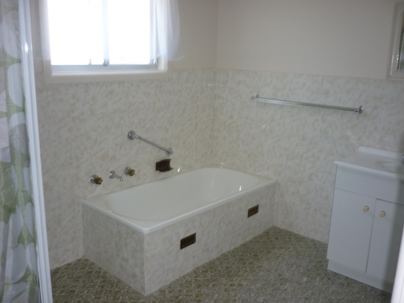 60 St Georges Road, St Georges Basin NSW 2540