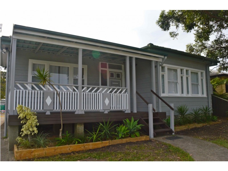 24  Tasman Road, St Georges Basin NSW 2540