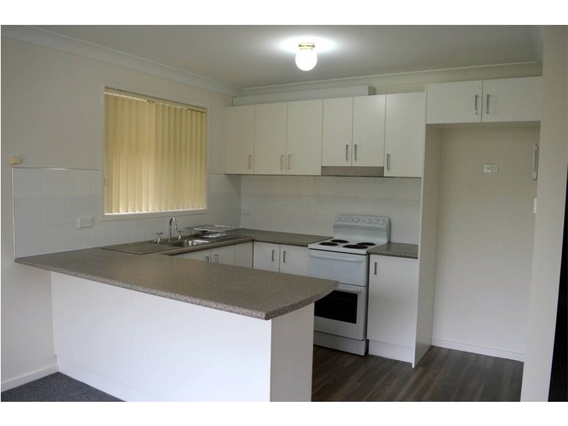 3 Riverside Esplanade, Basin View NSW 2540