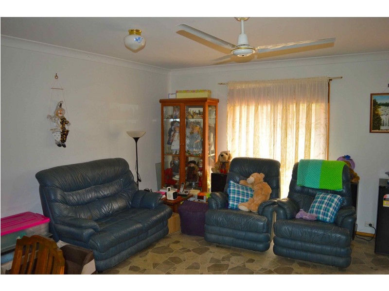 4 Decora Avenue, Sanctuary Point NSW 2540