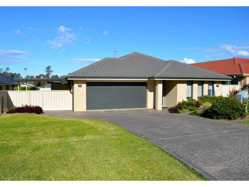 66 Vost Drive, Sanctuary Point NSW 2540