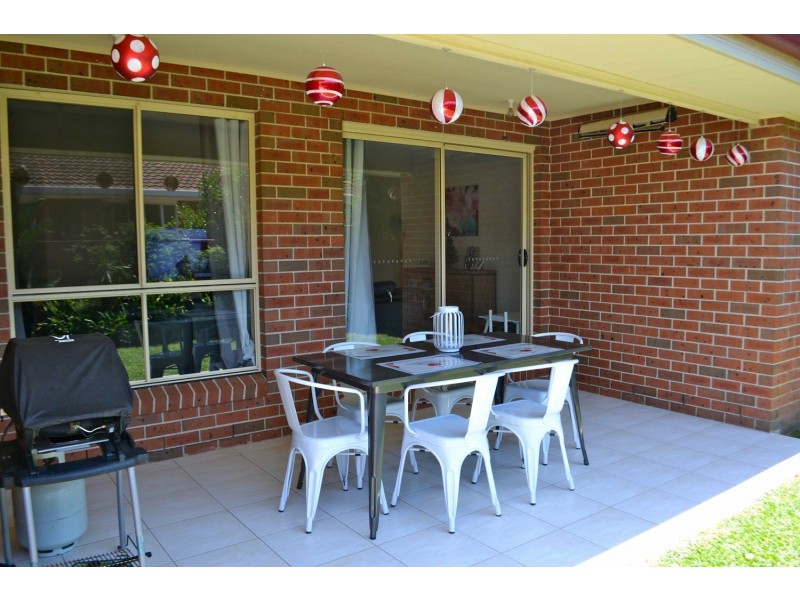 21  Yuroka Crescent, St Georges Basin NSW 2540