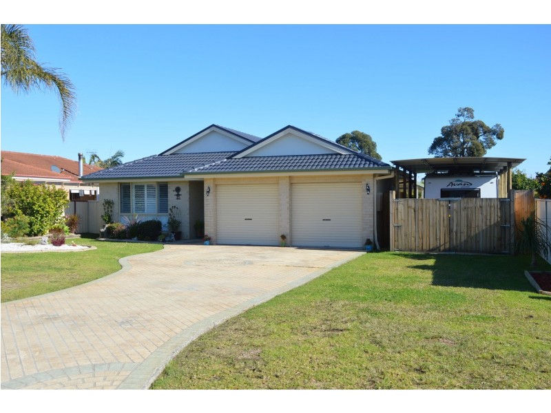 4 Nadine Street, Sanctuary Point NSW 2540