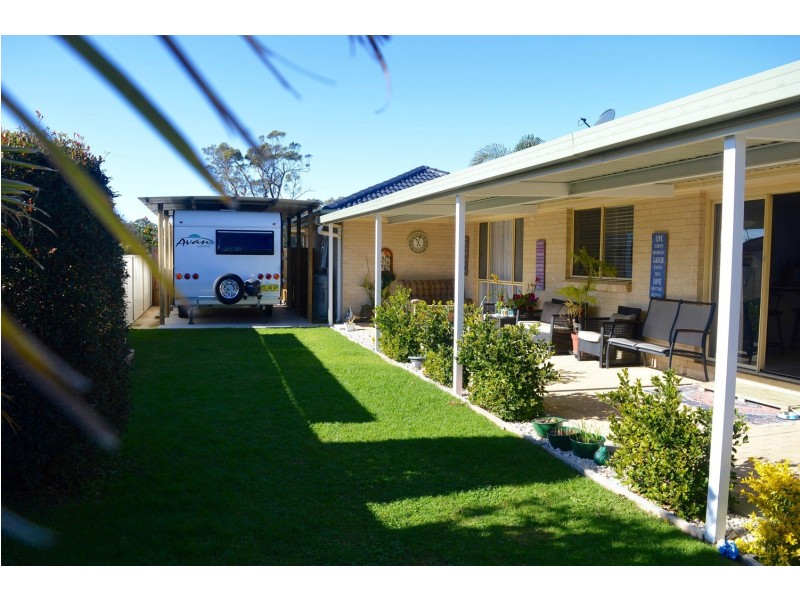 4 Nadine Street, Sanctuary Point NSW 2540