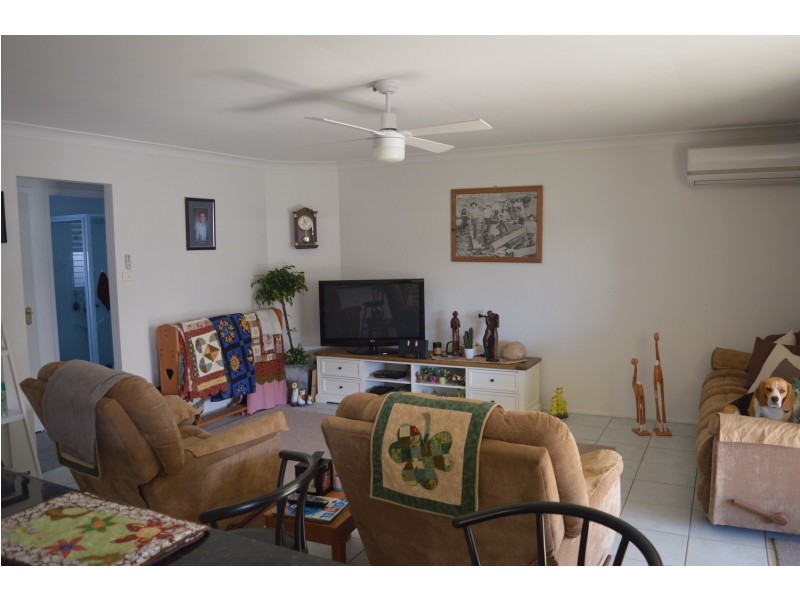 4 Nadine Street, Sanctuary Point NSW 2540