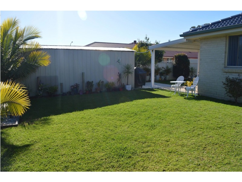 4 Nadine Street, Sanctuary Point NSW 2540