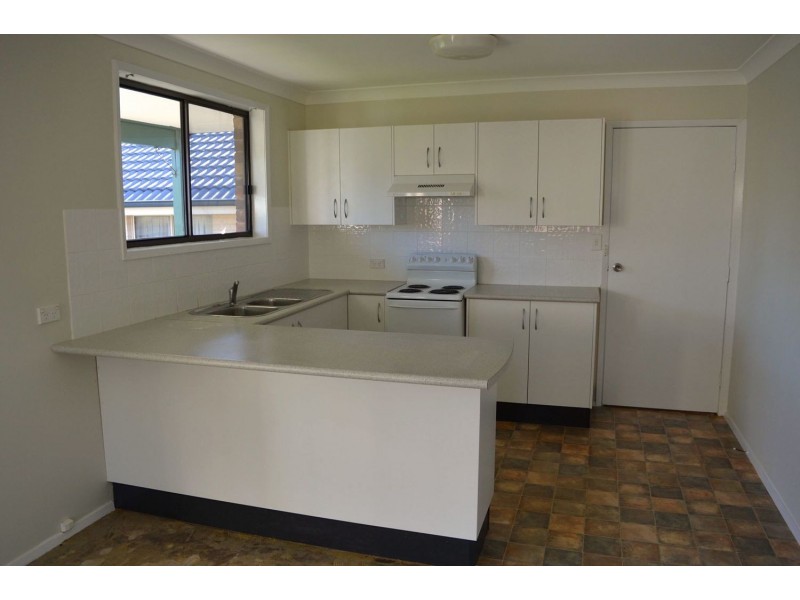 7 Waratah Crescent, Sanctuary Point NSW 2540