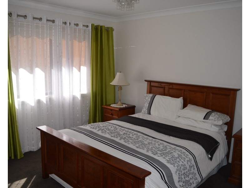 72 Vost Drive, Sanctuary Point NSW 2540