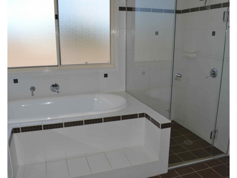 12 Anson Street, Sanctuary Point NSW 2540