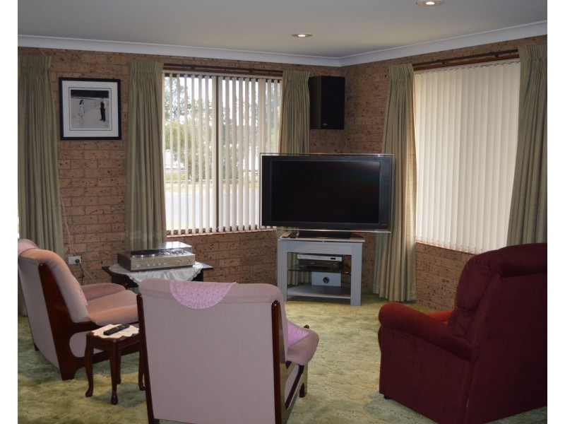 11 collett Place, St Georges Basin NSW 2540