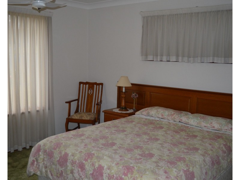 11 collett Place, St Georges Basin NSW 2540