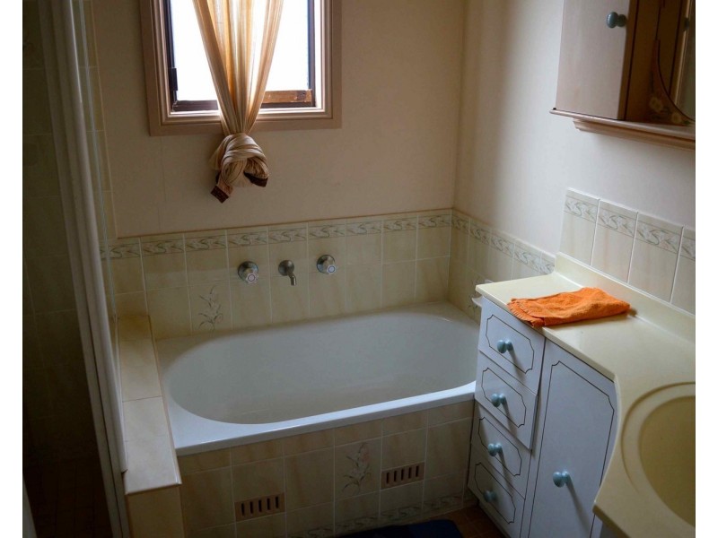 23 Bruce Street, St Georges Basin NSW 2540