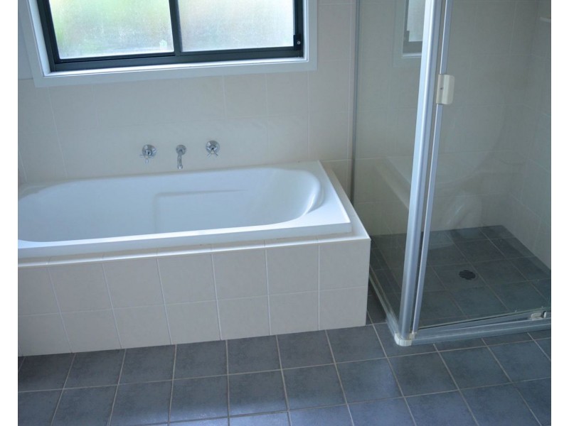 7 Jackson Close, St Georges Basin NSW 2540